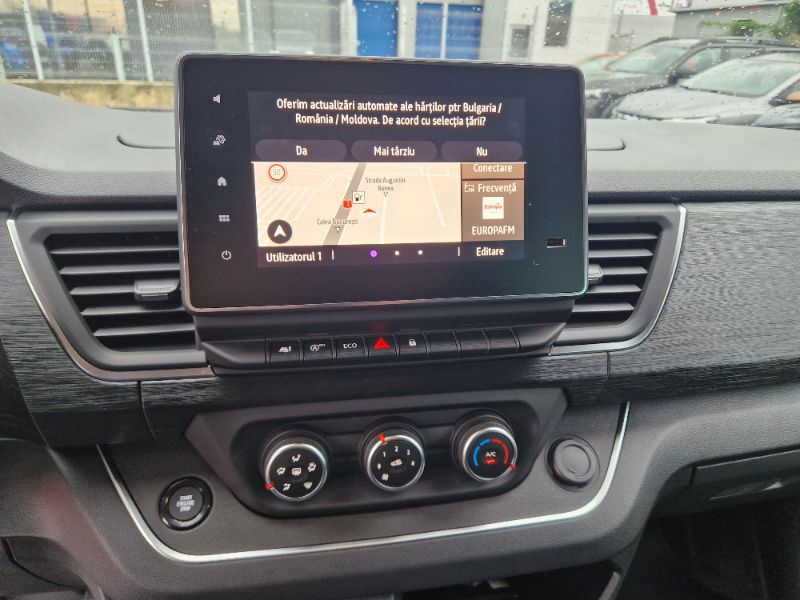 RENAULT Trafic 2024 — imagine 16