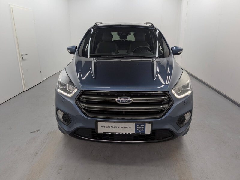 Fahrzeugabbildung Kuga 1.5 EcoBoost ST-Line Sony Keyfree Bild 6 von 44