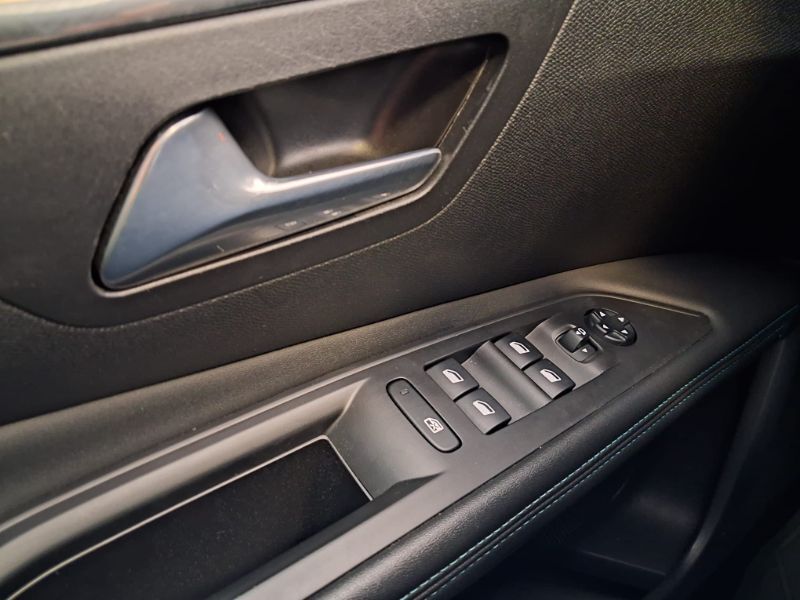 PEUGEOT 3008 2021 — imagine 45