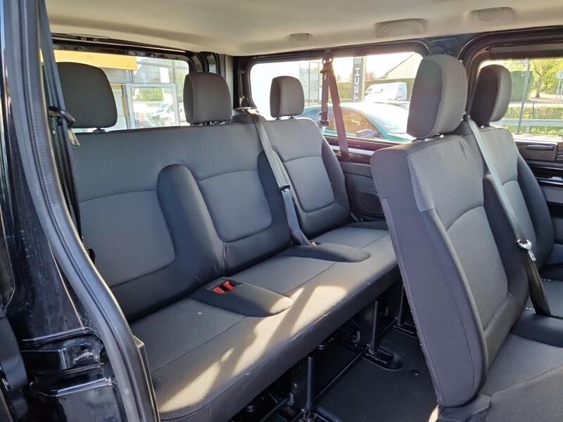 Renault Trafic Combi