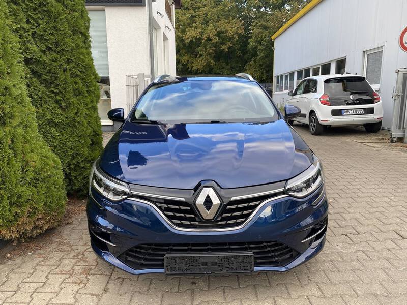 Fahrzeugabbildung Megane Grandtour INTENS E-TECH PLUG-IN 160 Bild 2 von 19