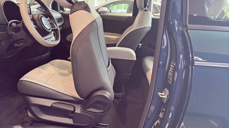 Fiat 500e Berline MY22 Serie 1 Step 1