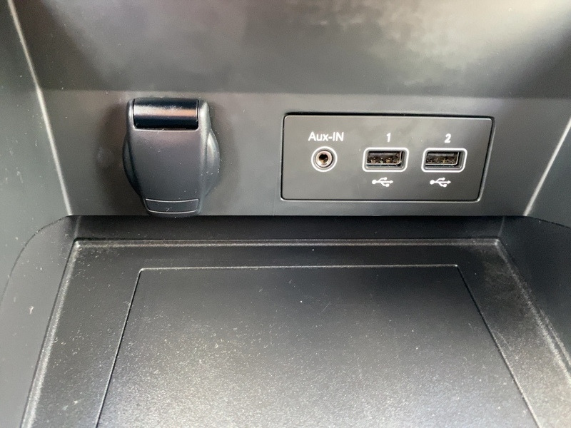 Fahrzeugabbildung Captur ZEN TCe 90 Bild 17 von 21