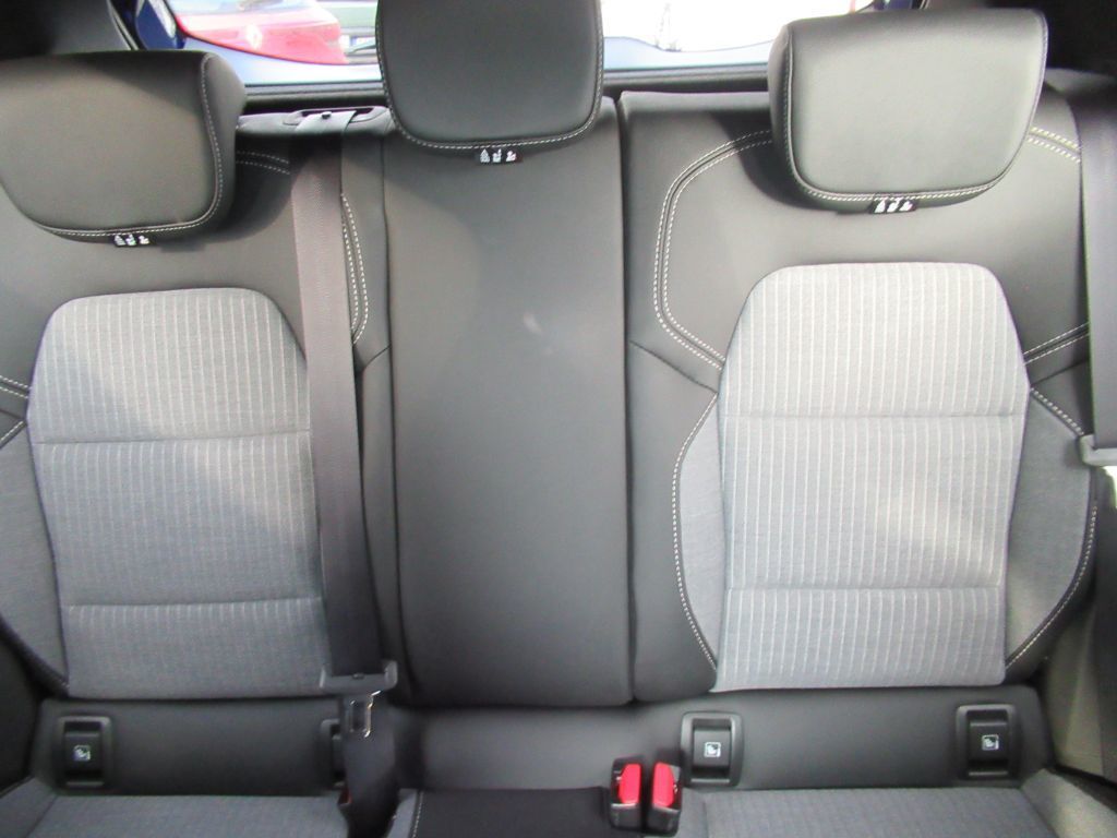 Renault Clio – Bild 8