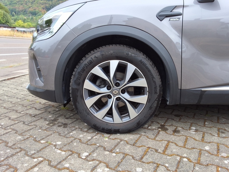 Fahrzeugabbildung Captur EXPERIENCE TCe 100 LPG Bild 7 von 16