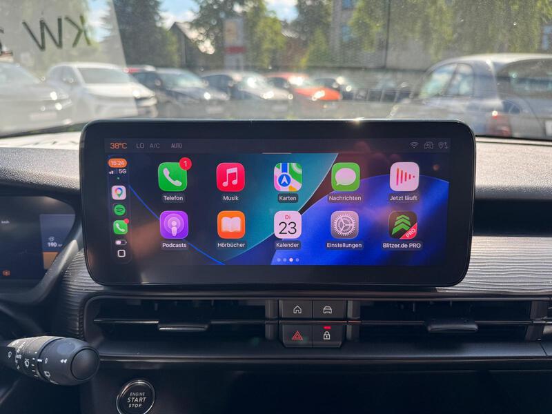 Fahrzeugabbildung Avenger KLIMA*CARPLAY*SHZ*CAM*ACC Bild 9 von 16