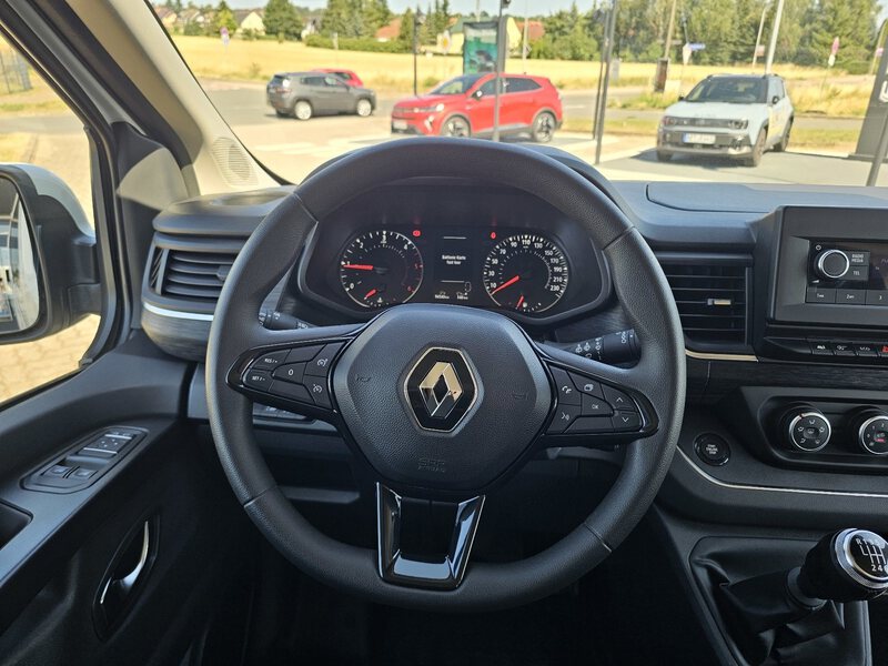Fahrzeugabbildung Trafic Pkw Grand Entry Blue dCi 110 Bild 11 von 12