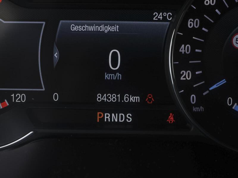 Fahrzeugabbildung Edge NAVI SHZ PDC Bild 15 von 15