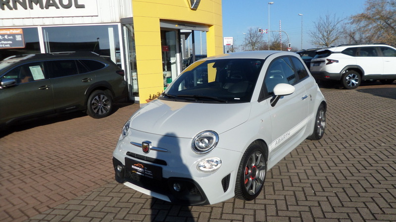 Fahrzeugabbildung Abarth Einparkhilfe hinten Klimaanlage DAB+ Bild 1 von 14