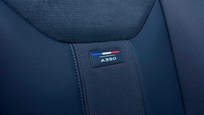 Alpine A390