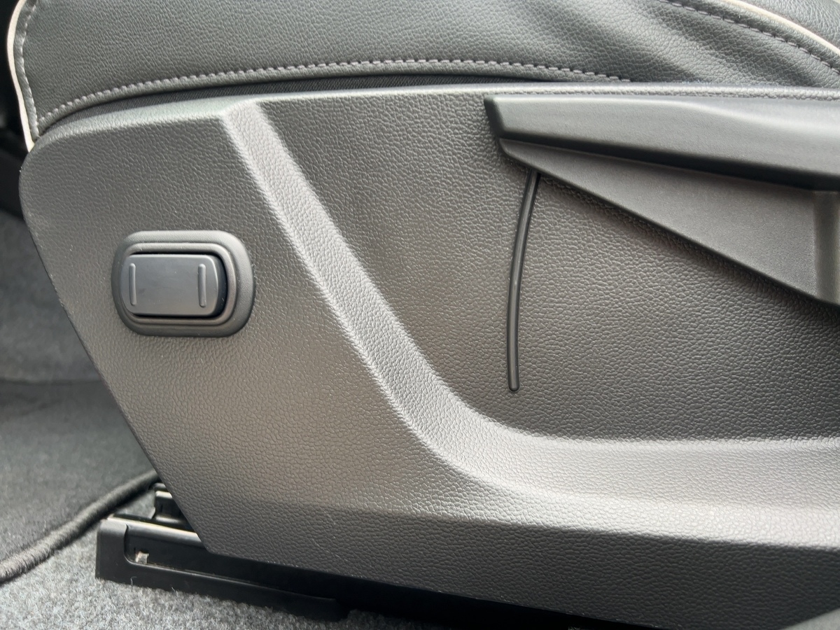 Renault Scenic E-TECH – Bild 16