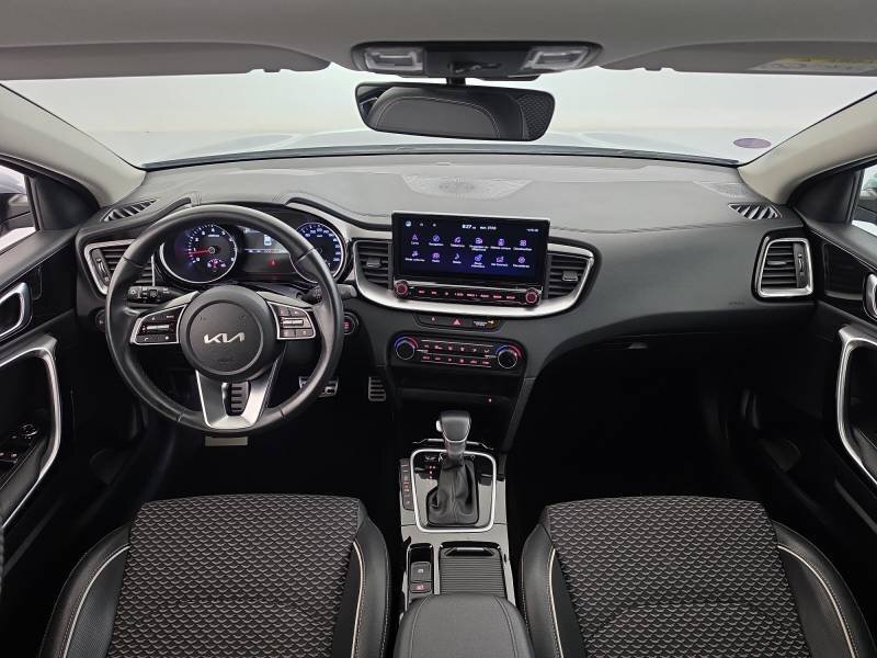 KIA Xcee'D
