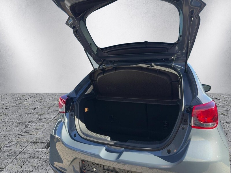 Fahrzeugabbildung 2 1.5 SKYACTIV-G 75 Exclusive-Line Bild 5 von 15