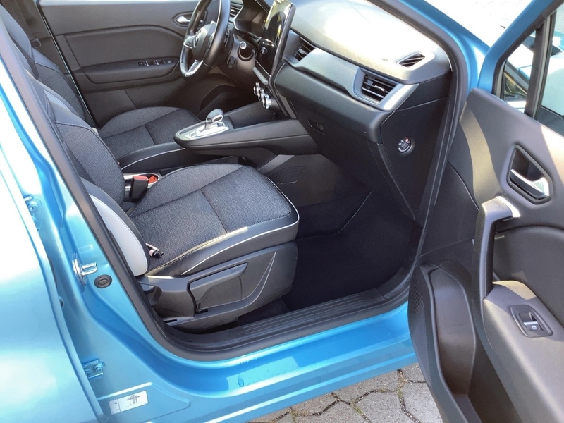Fahrzeugabbildung Captur II 1.3 TCe 130 Intens GPF Bild 11 von 15