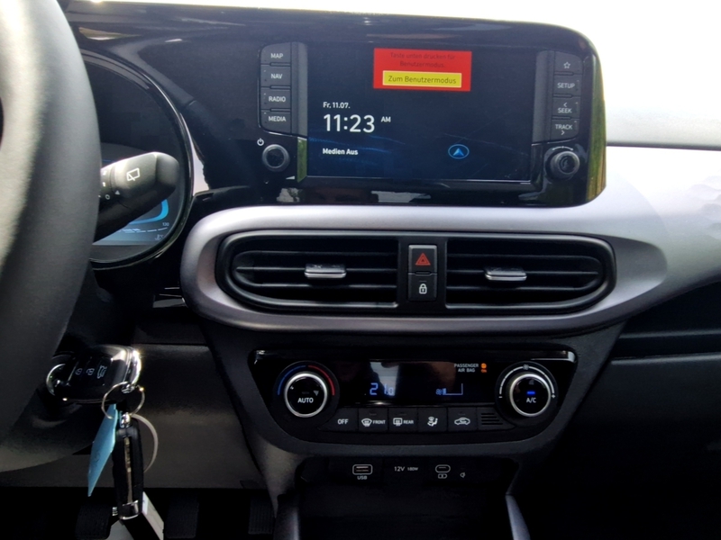 Fahrzeugabbildung i10 Dachlackierung Bild 10 von 16