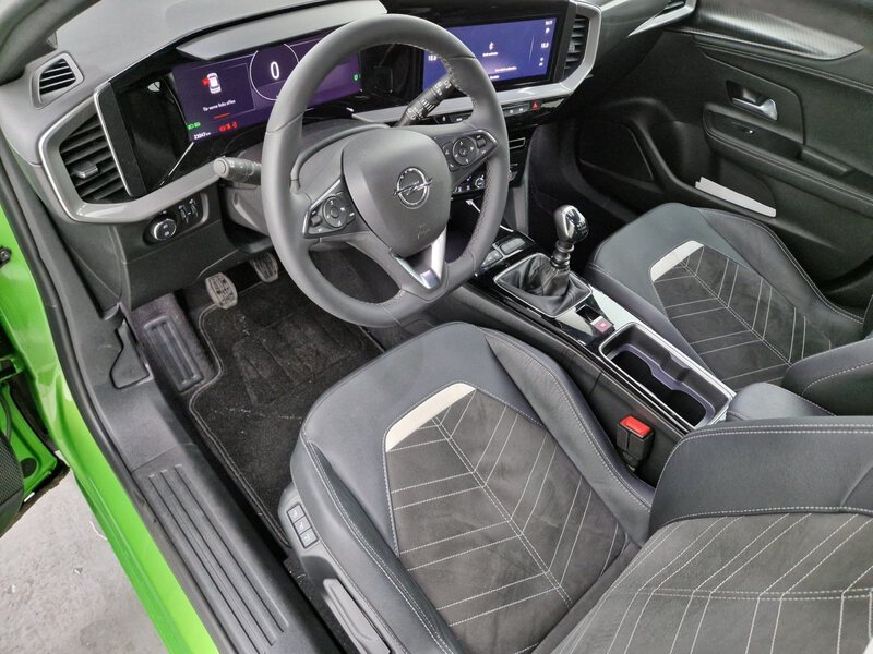 Fahrzeugabbildung Mokka 1.2 Turbo Ultimate Massage ACC Bild 35 von 36
