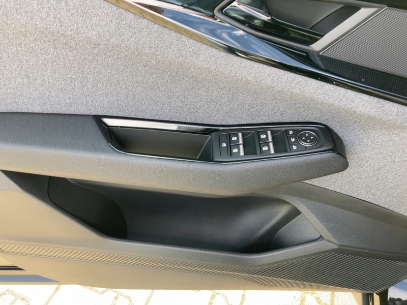 Fahrzeugabbildung Austral Evolution Mild Hybrid 160 Automatik Bild 9 von 13
