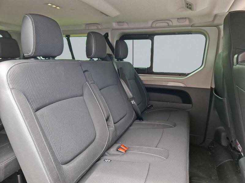 Renault Trafic Combi