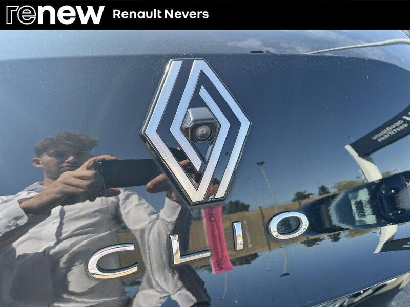Renault Clio V