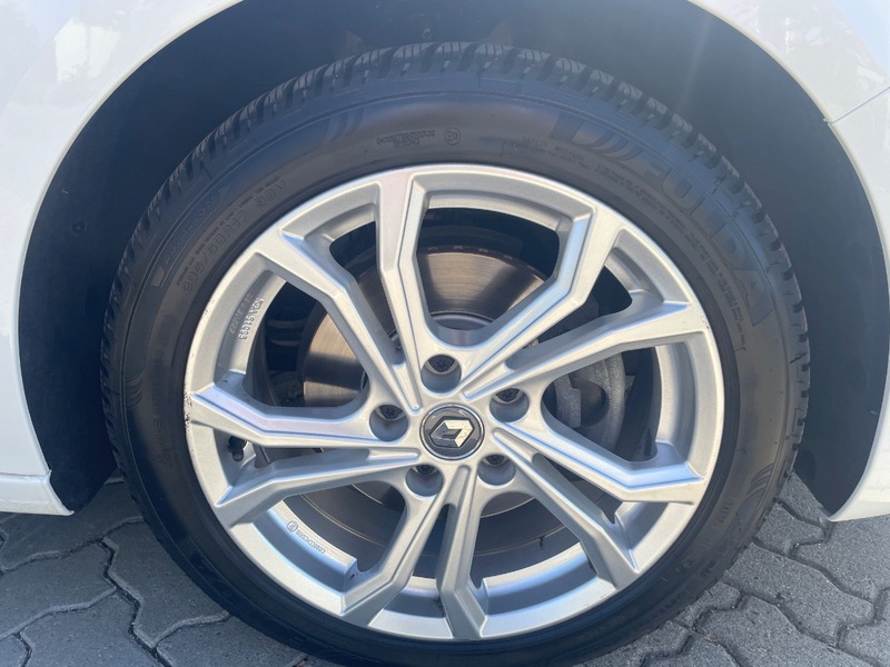 Fahrzeugabbildung Megane AHK Bild 20 von 50