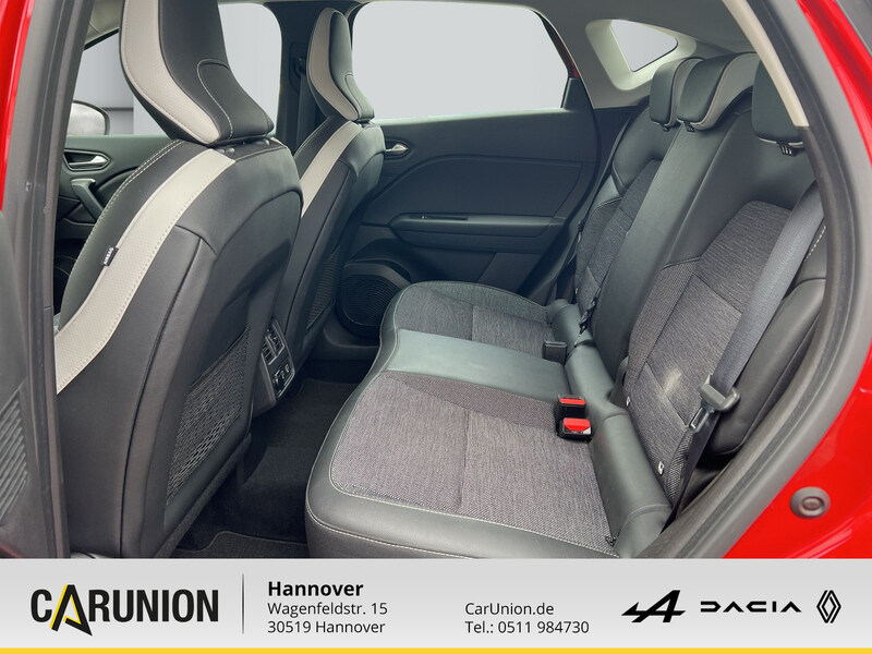 Fahrzeugabbildung Captur INTENS E-TECH Plug-in 160 Bild 8 von 20