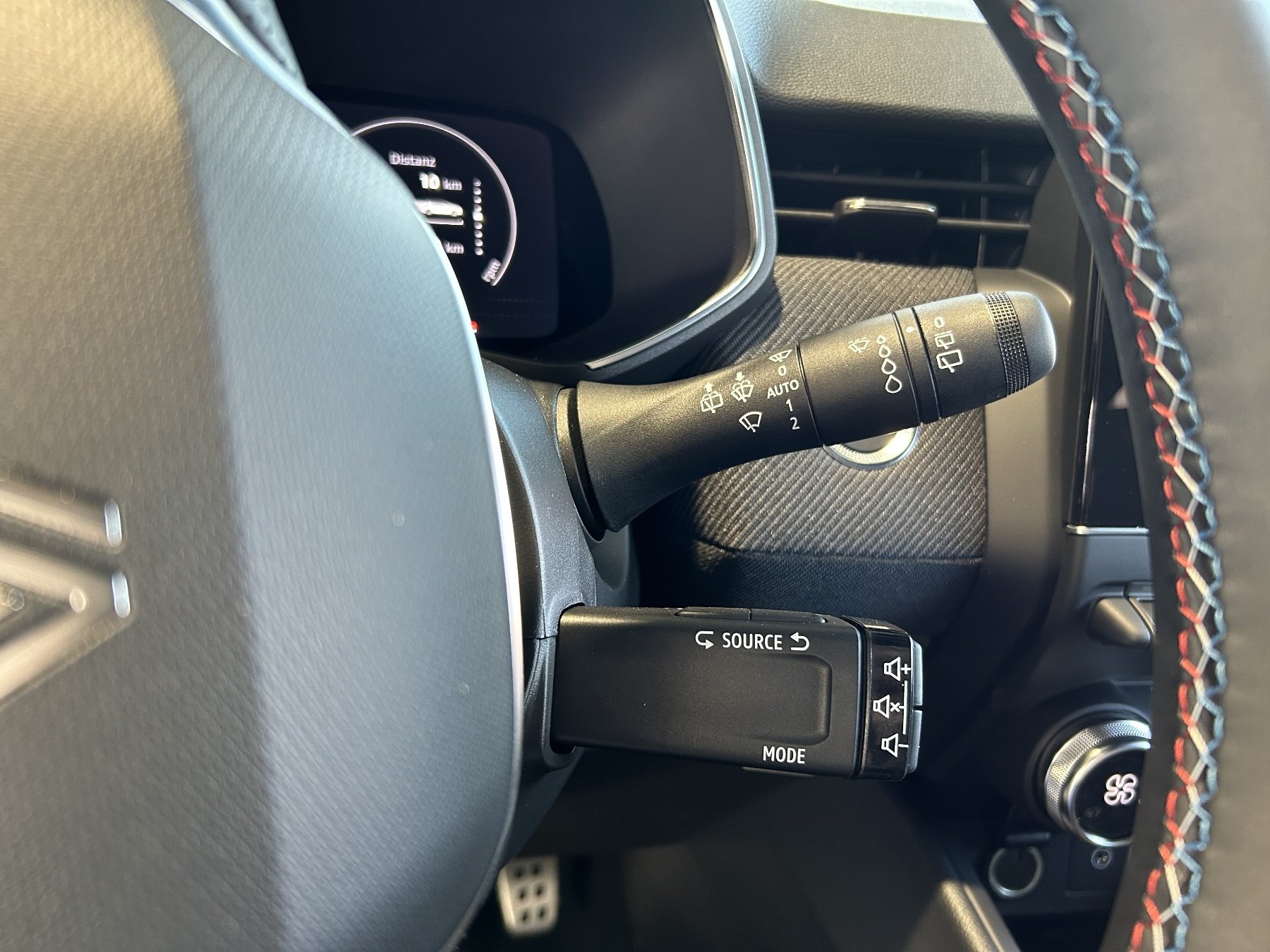 Renault Clio – Bild 23