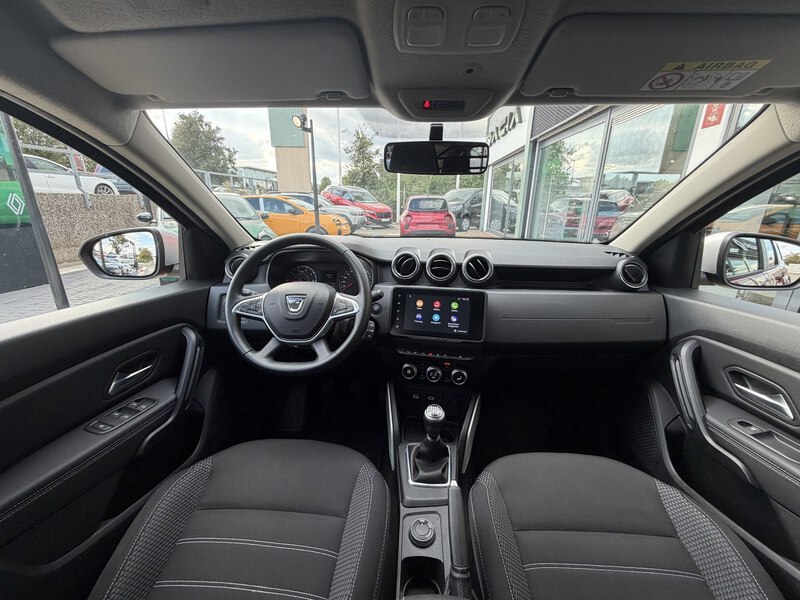 Fahrzeugabbildung Duster ++Klima++Navi++GJR Bild 36 von 43