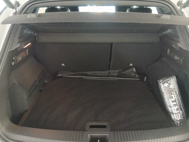 Fahrzeugabbildung Austral Techno Mild Hybrid 160 Automatik Bild 26 von 48