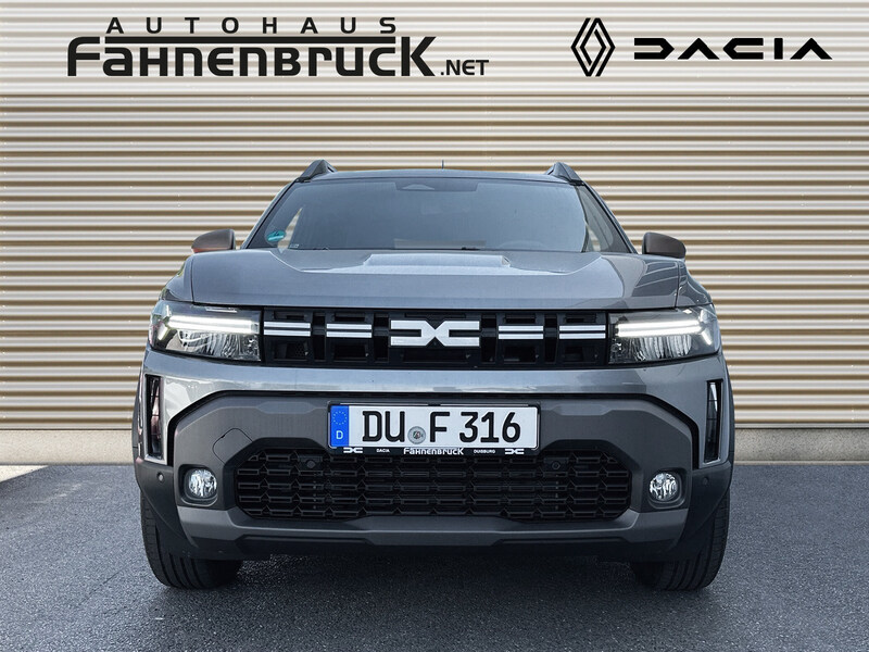 Fahrzeugabbildung Duster 360°Kamera Navi PDC LED Bild 6 von 20