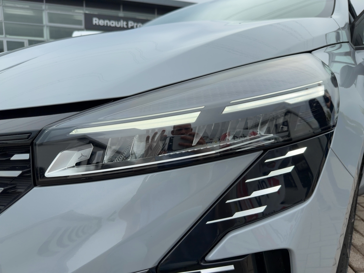 Renault Clio – Bild 13