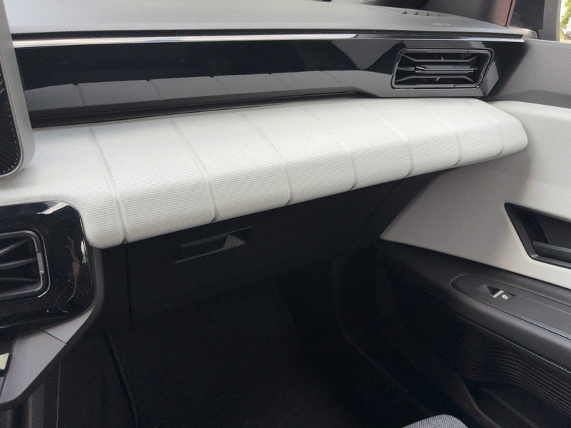 Fahrzeugabbildung R 4 E-Tech Evolution 120 Urban Range Bild 15 von 20