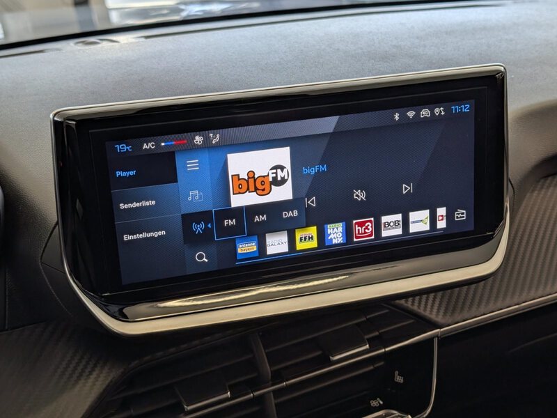 Fahrzeugabbildung 208 PureTech 75 Active Allwetter Navi Bild 27 von 37