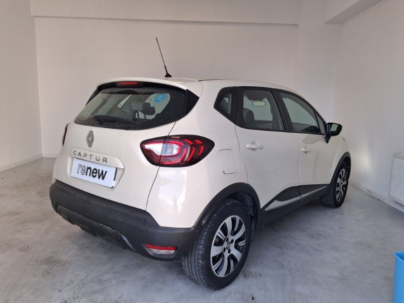 RENAULT Captur 2018 — imagine 9