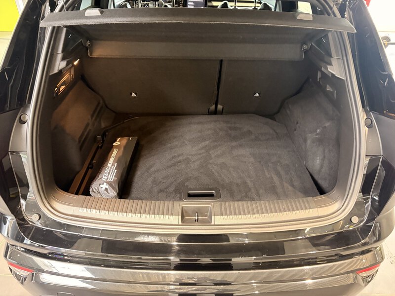 Fahrzeugabbildung Austral Techno Mild Hybrid 160 Automatik Bild 28 von 50