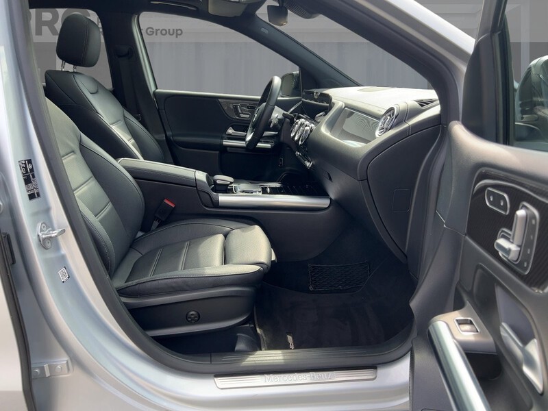 Mercedes-Benz B 220