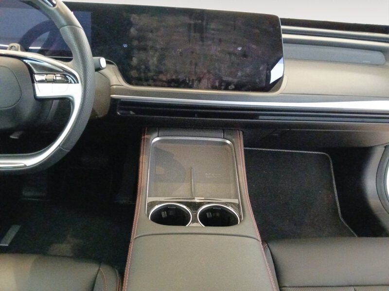Xpeng P7