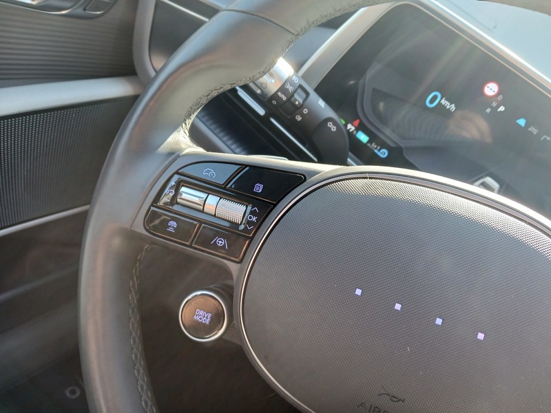 Fahrzeugabbildung IONIQ 6 Uniq 77,4 kWH 4WD *ALLRAD* Bild 17 von 30