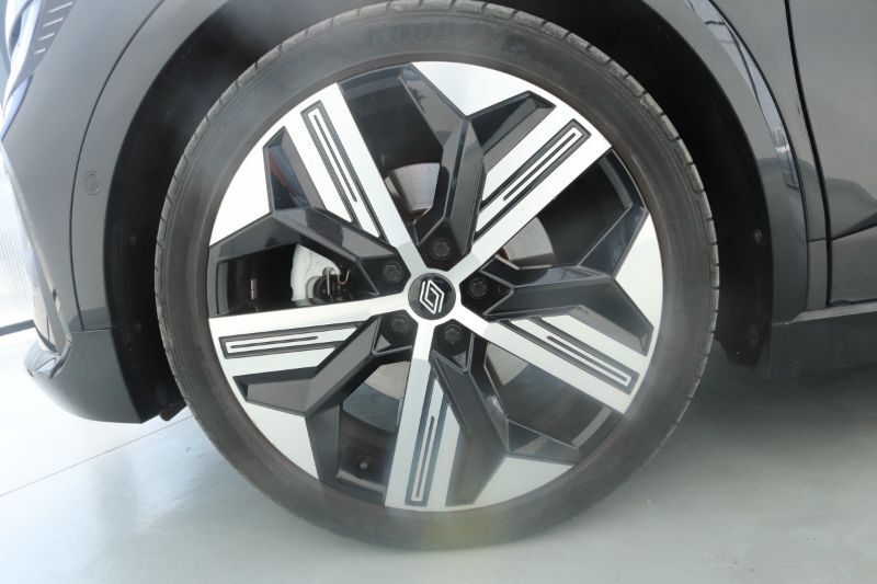 RENAULT Megane 2023 — imagine 21