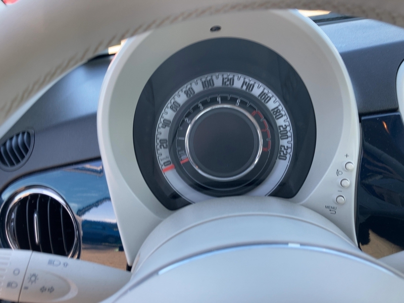Fahrzeugabbildung 500 1.0 70PS Klima DAB+ Carplay Alufelgen Bild 14 von 20