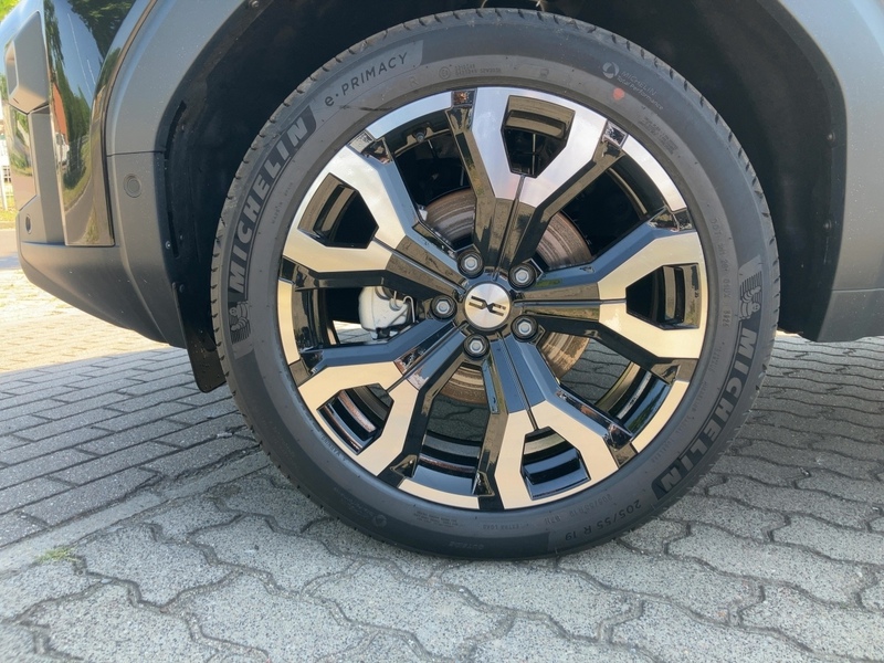 Fahrzeugabbildung Bigster Journey HYBRID 155 Bild 6 von 16