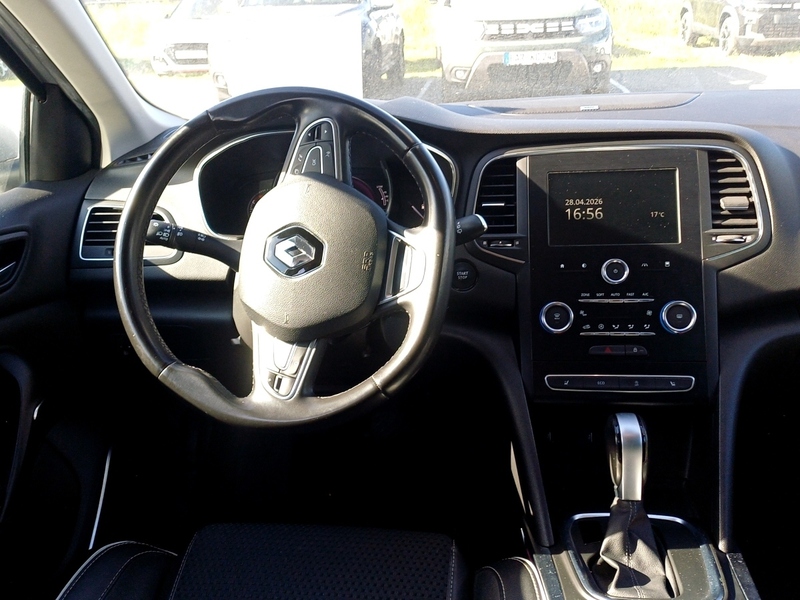Fahrzeugabbildung Megane IV Grandtour BOSE-Edition Bild 8 von 17