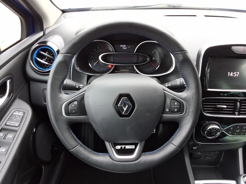 Fahrzeugabbildung Clio TCe 120 GT-LINE/PDC/RADIO/ Bild 9 von 16