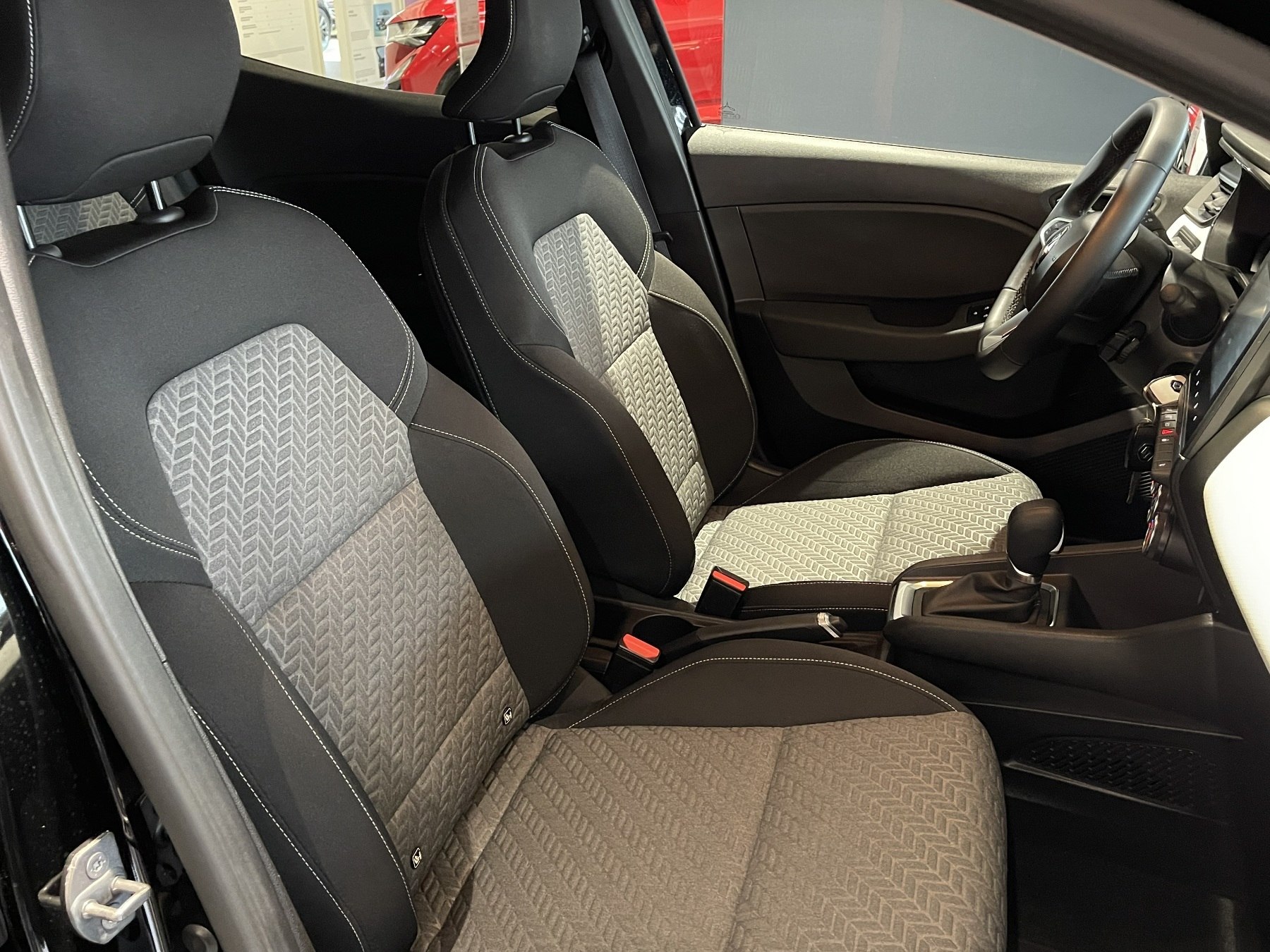 Renault Clio – Bild 11