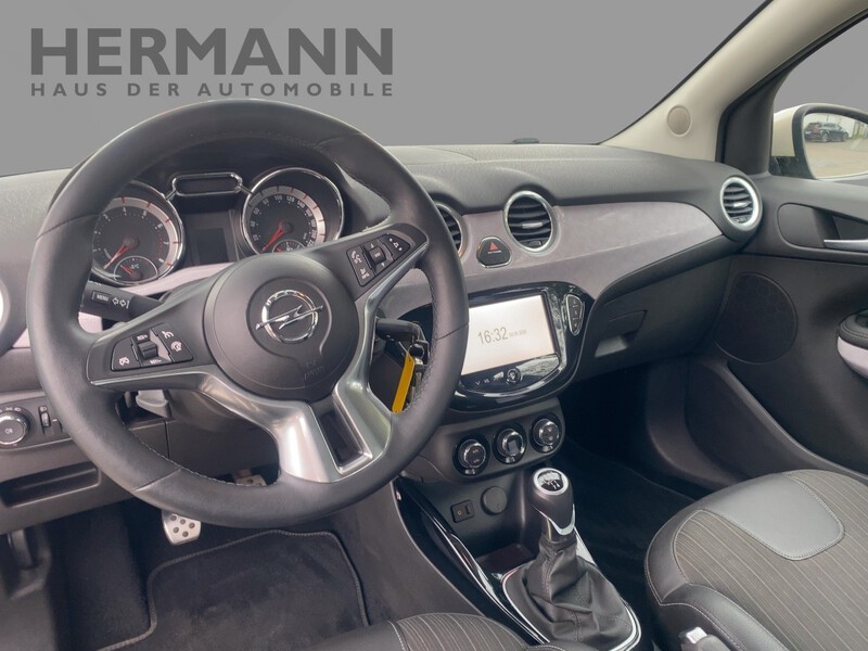 Opel Adam