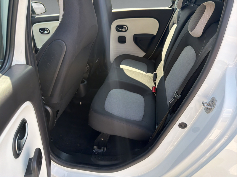 Fahrzeugabbildung Twingo Equilibre SCe 65 Start & Stop Bild 9 von 12