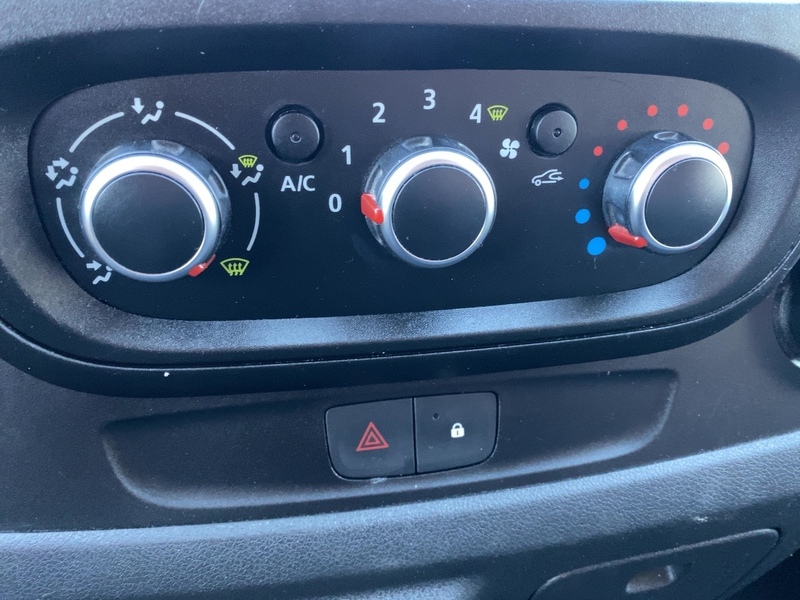 Fahrzeugabbildung Trafic Lkw Komfort L1H1 3,0t ENERGY dCi 120 Bild 20 von 21