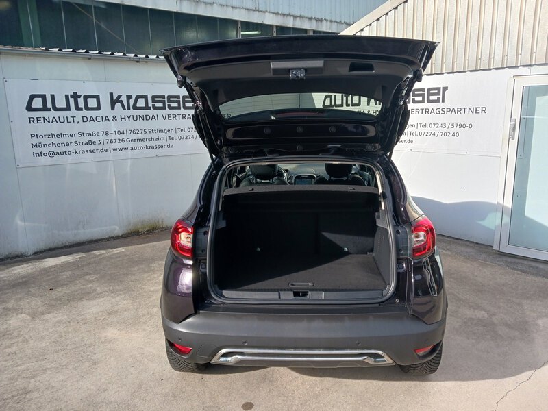 Fahrzeugabbildung Captur Initiale Paris TCe 120 Start&Stop MT  Bild 8 von 30