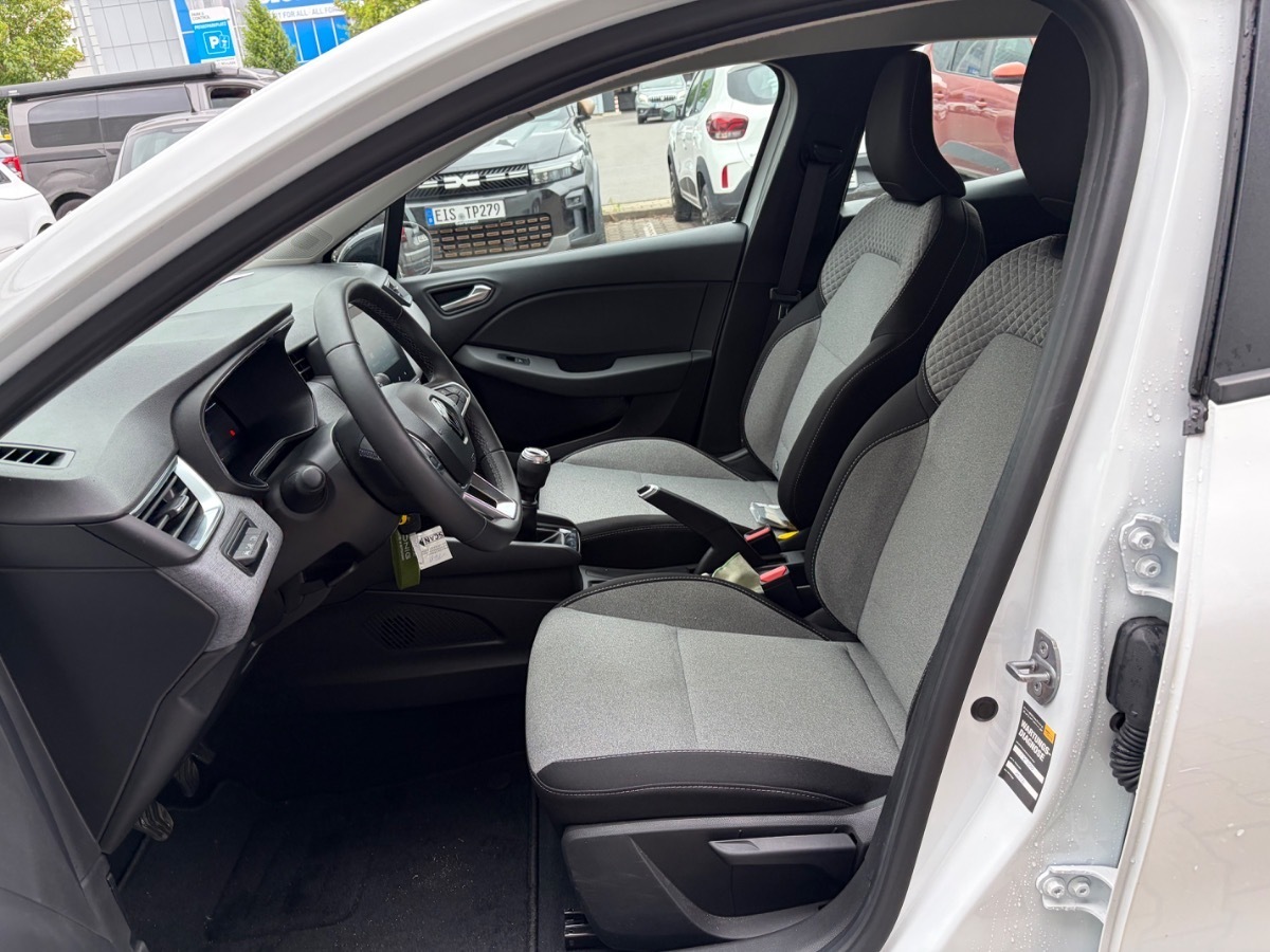 Renault Clio – Bild 8