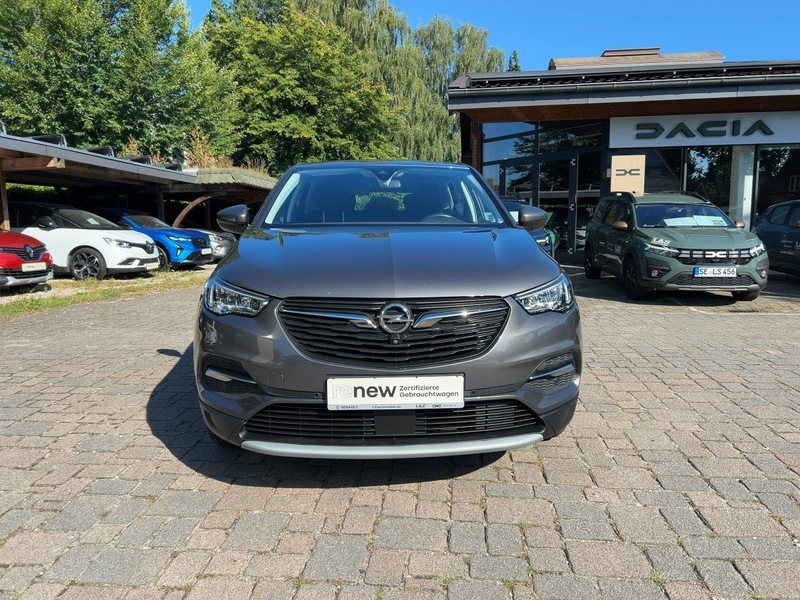 Fahrzeugabbildung Grandland X 1.2 Turbo Elegance Bild 6 von 15