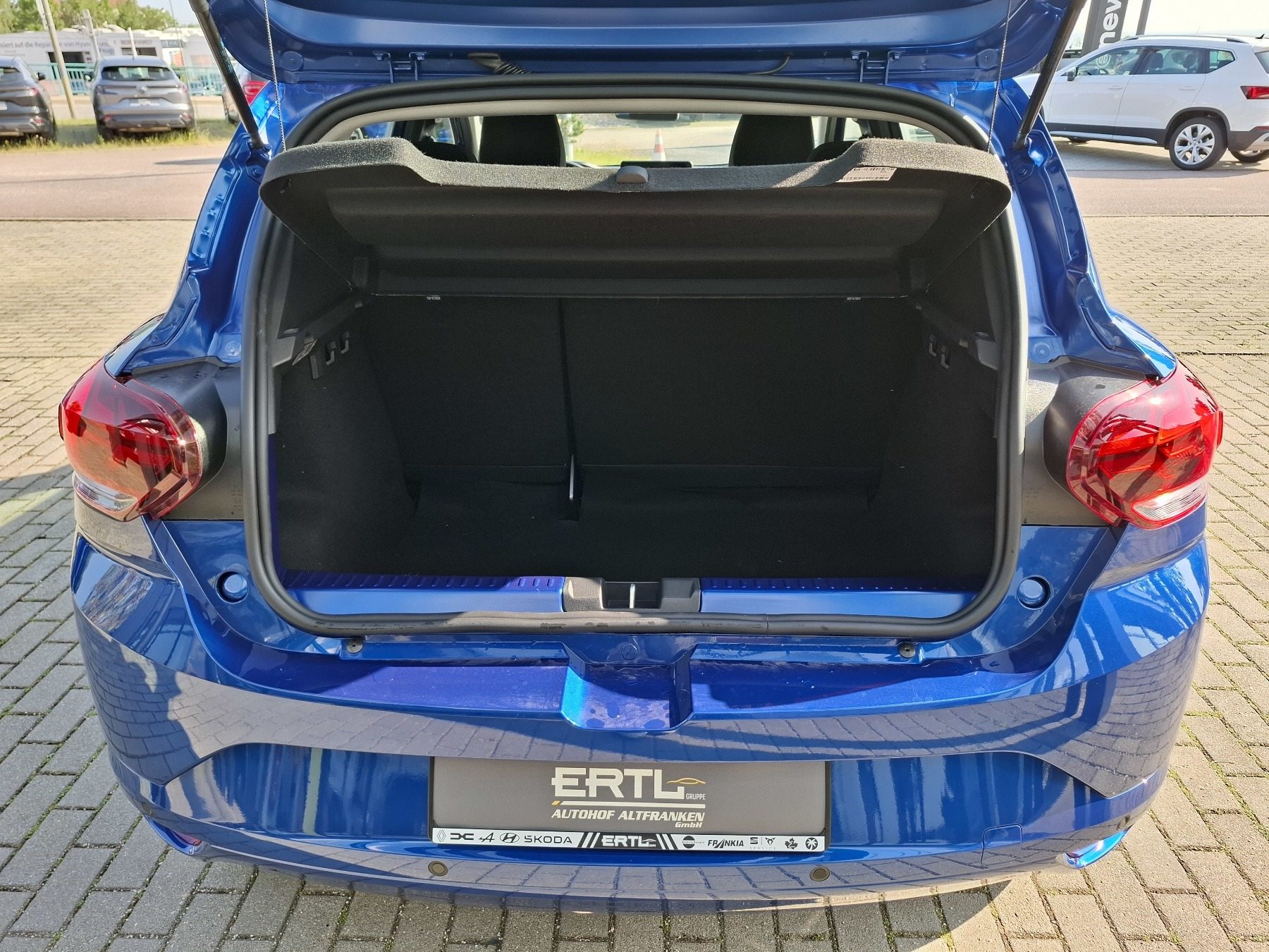 Dacia Sandero – Bild 9